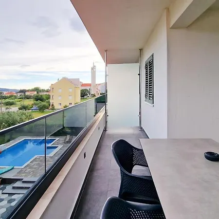 Marko & Simun Apartamento Kaštela