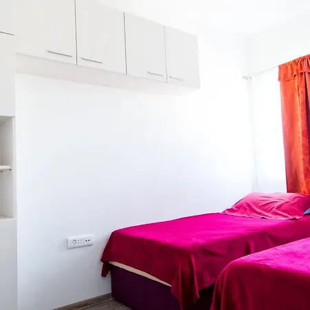Marko & Simun Apartamento Kaštela