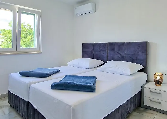 Apartment Marko & Simun Kaštela